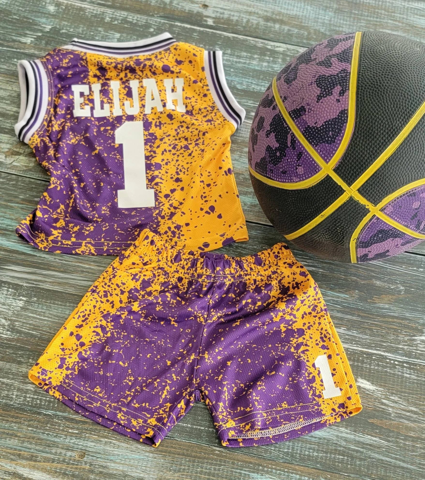 Personalized Kids Basketball Uniform (Pattern Style)
