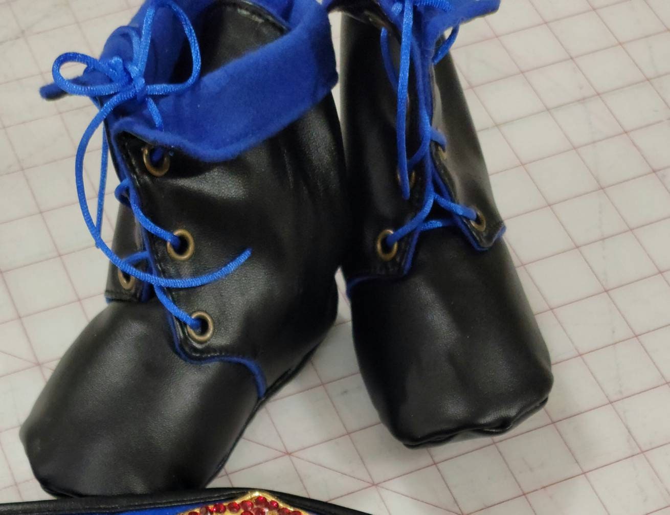Adorable Baby Boxing Boots – Perfect for Your Little Champion!