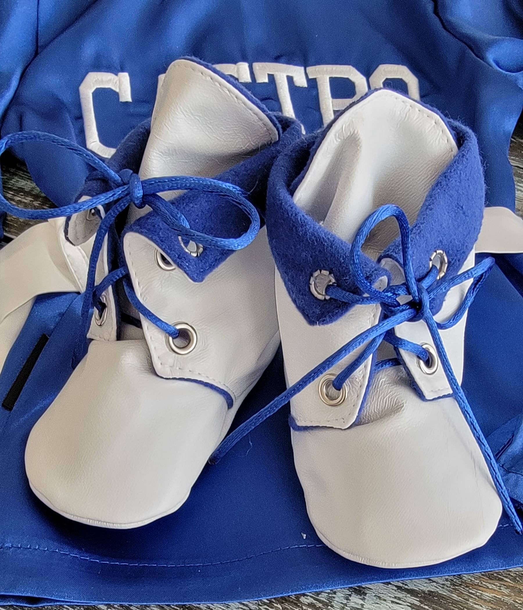 Adorable Baby Boxing Boots – Perfect for Your Little Champion!