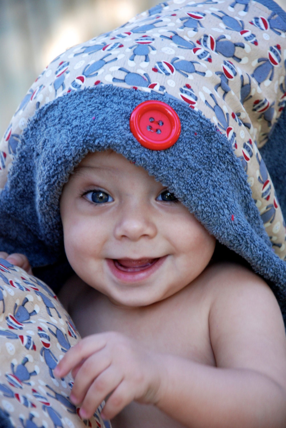 A Special Gift for Moms and Baby Showers: Personalized Baby Apron Towels!