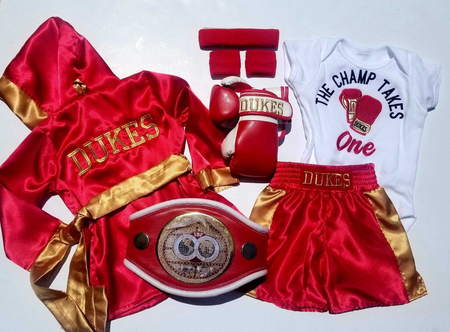 Champion's First Birthday: Baby Boxing Set