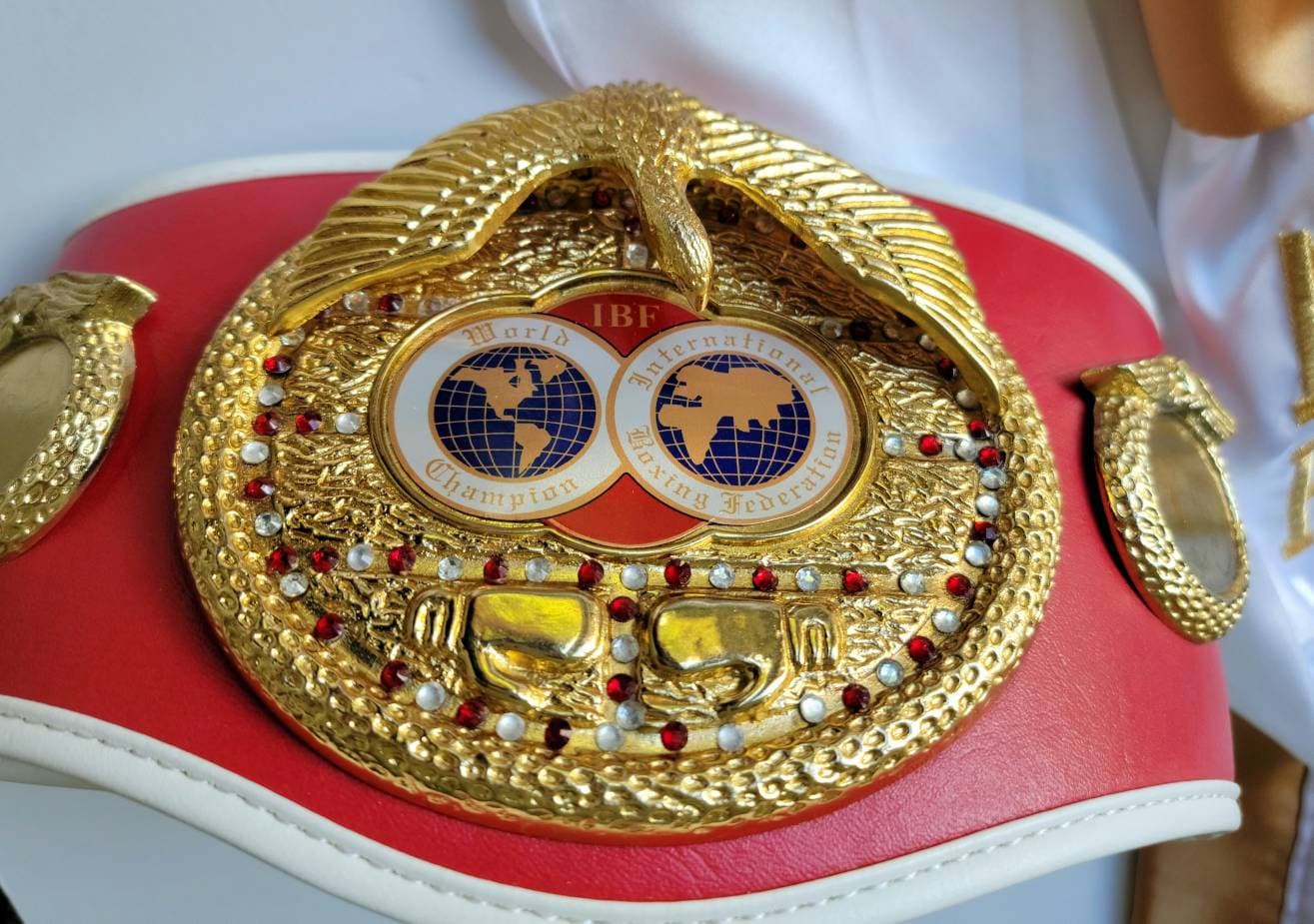 Kids' Ultimate Boxing Champion Belt Replica with Metal Plates