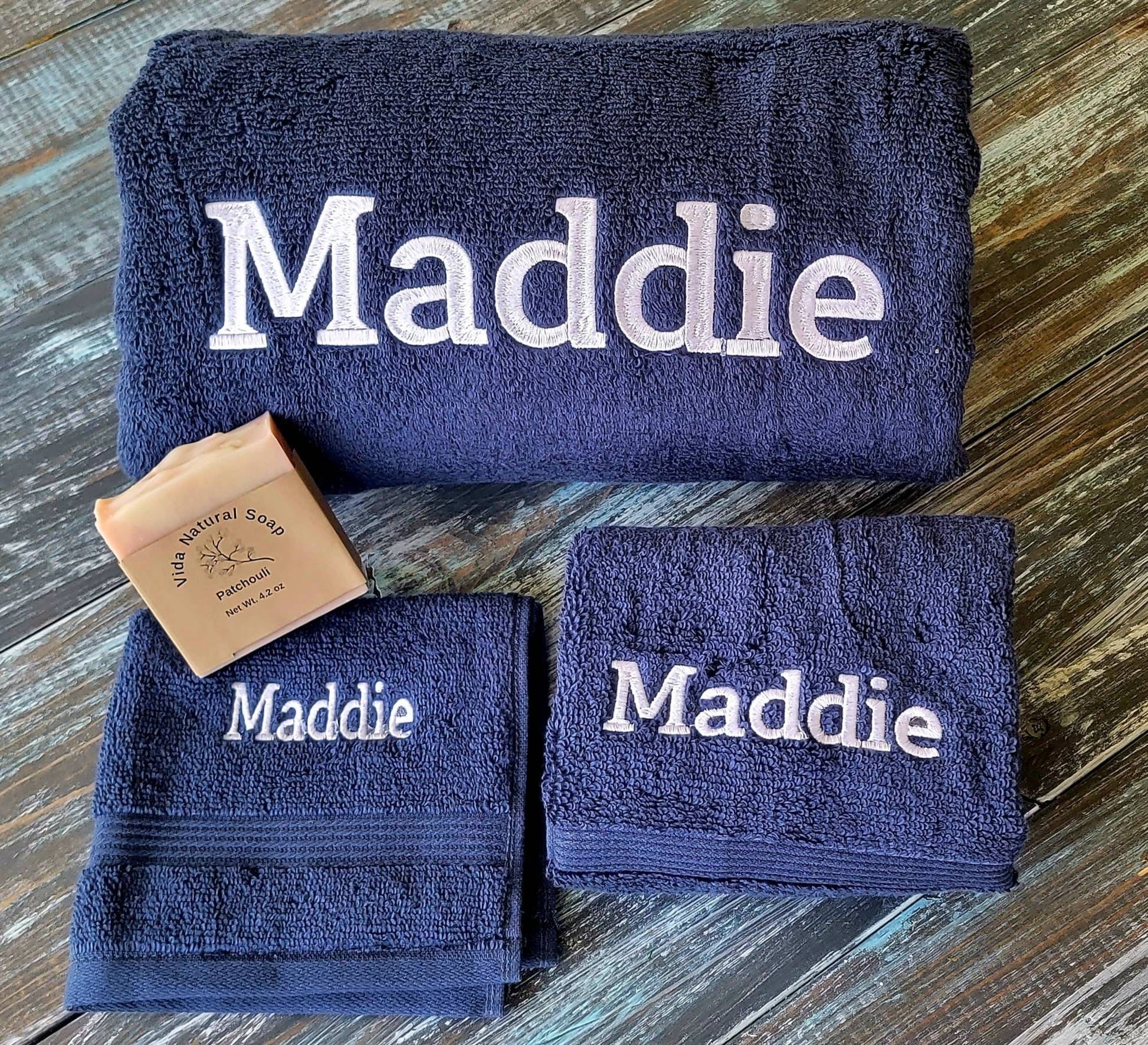 Personalized Luxury: Monogrammed Bath Towel Set