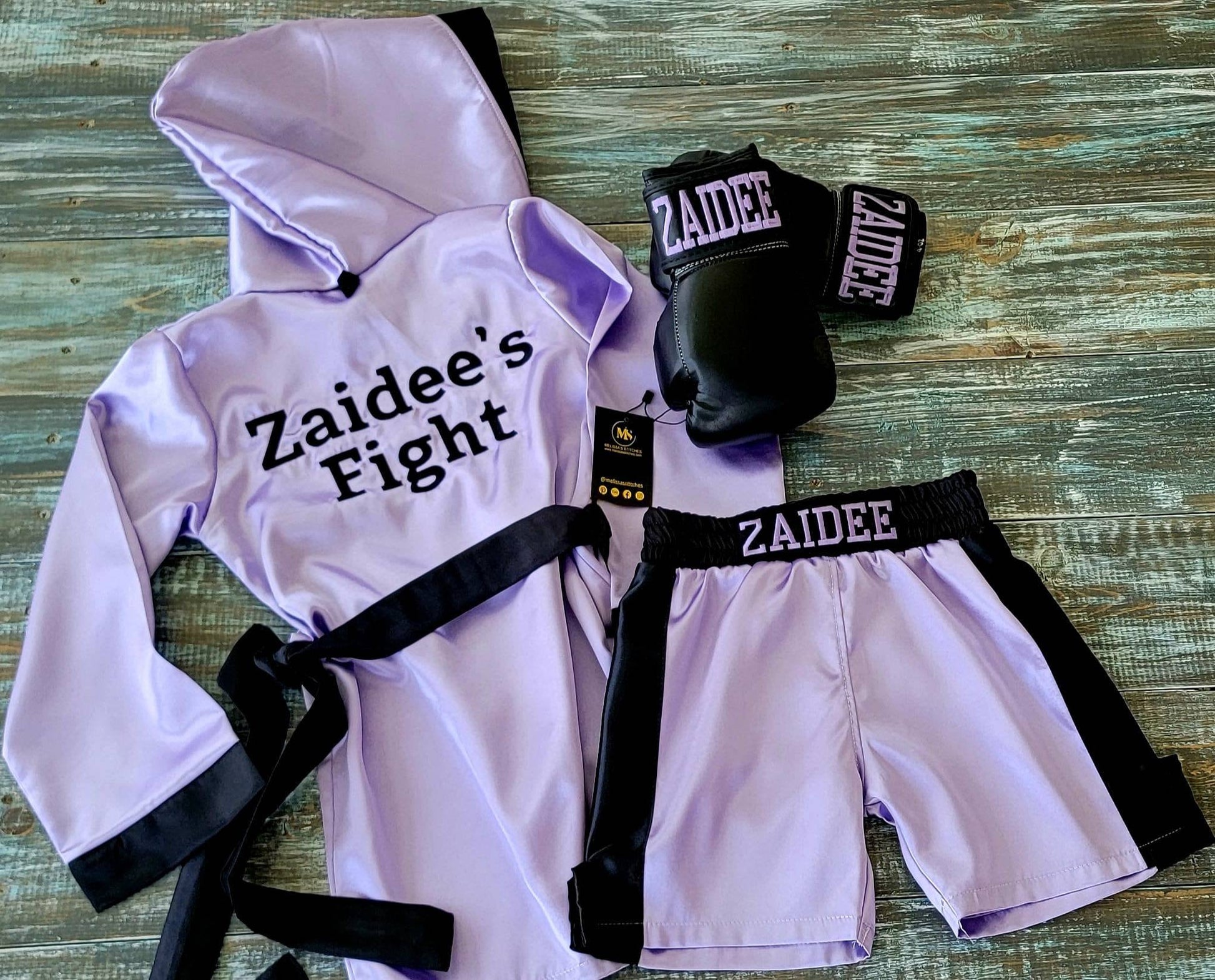 Pro & Amateur Personalized Adult Boxing Set: Robe, Shorts, and Gloves