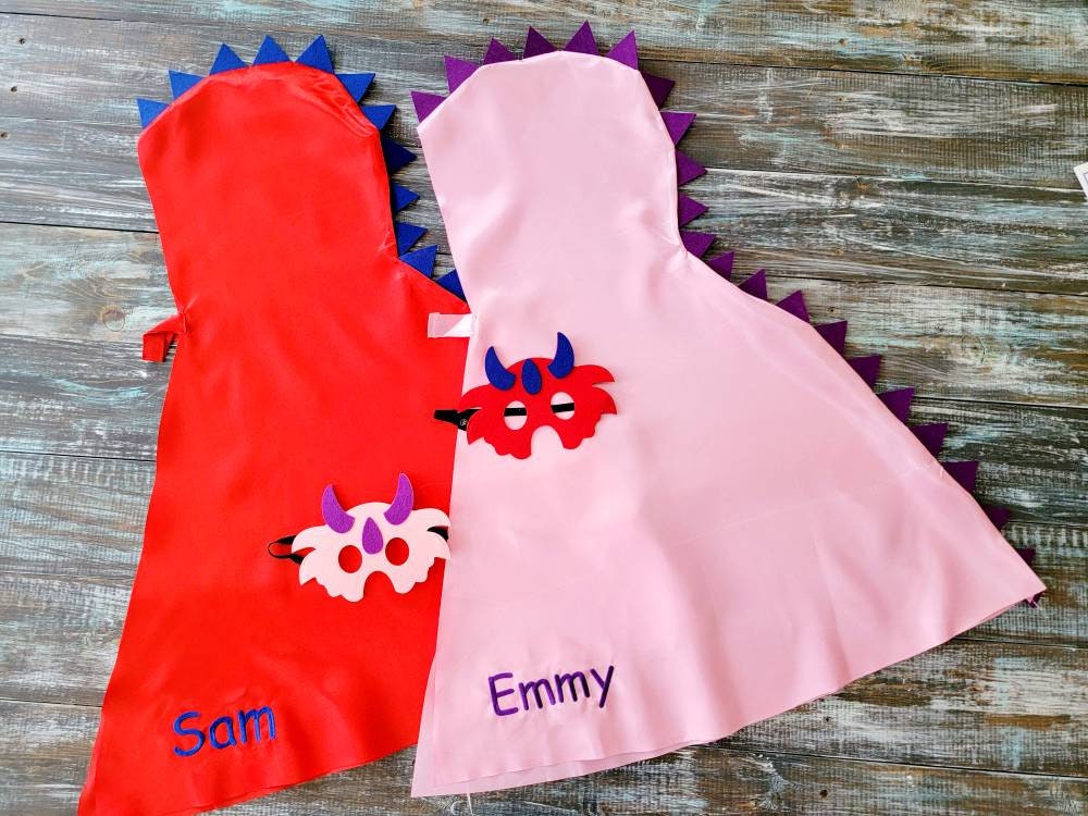 Kids Dinosaur cape and mask set