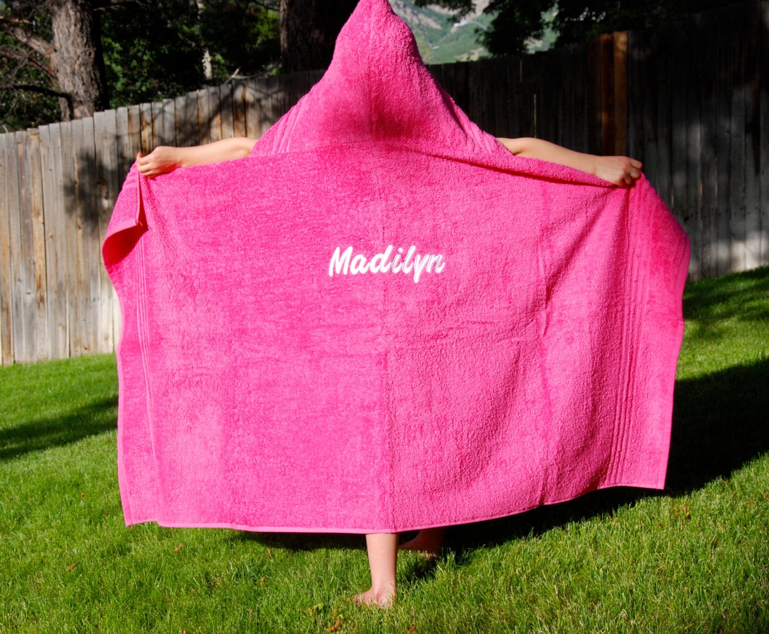 Personalized Hooded Bath Towel: Your Wrap-Around Practicality