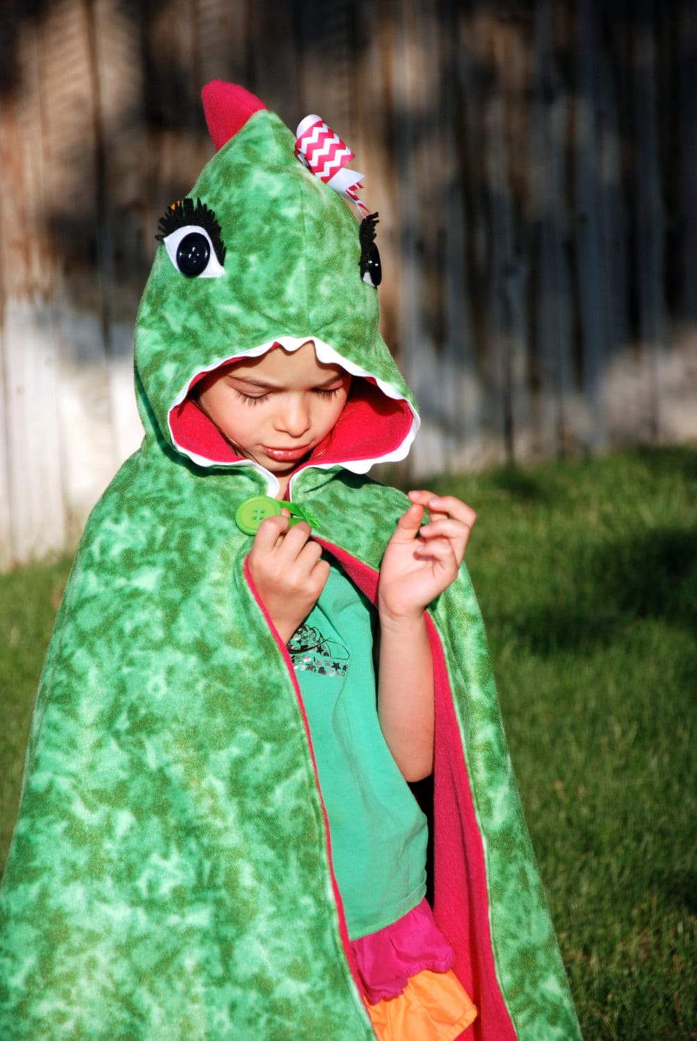 Girls Dinosaur cape, Dinosaur winter coat, dinosaur poncho, dress up, halloween costume, cover up